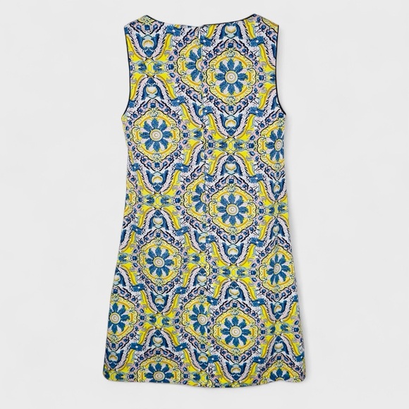 Betsey Johnson Yellow Blue China Plate Pattern Sleeveless Shift Dress Size 2 - Picture 3 of 13